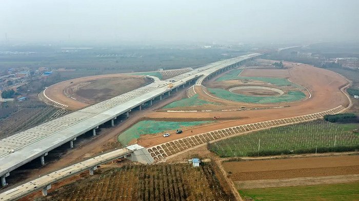 變廢為寶 600多萬噸建筑垃圾鋪筑高速公路，開啟公路工程綠色新篇章